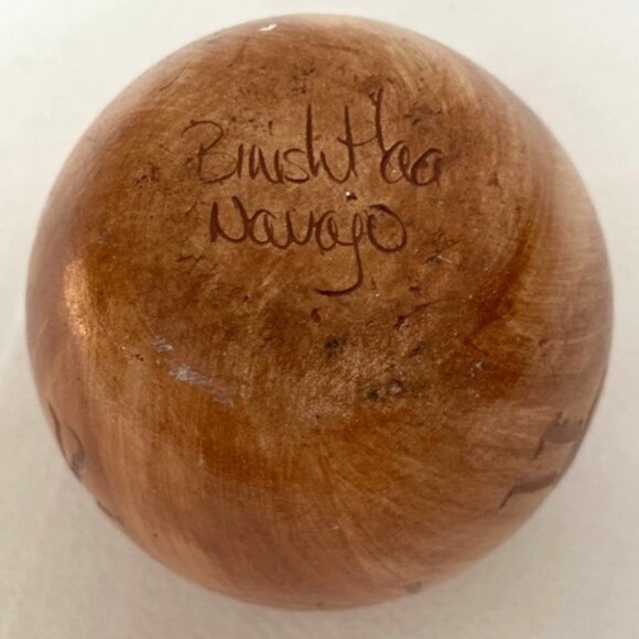 Binishtaa Navajo Pottery Vase Native American Etched Petroglyph - Picture 6 of 7